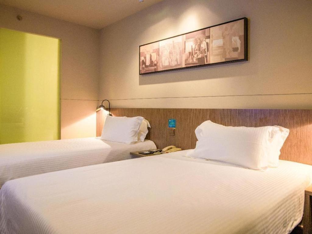Jinjiang Inn Select Foshan Nanhai Guicheng Metro Station Bagian luar foto